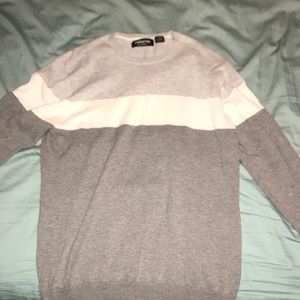 Gray long sleeve sweater